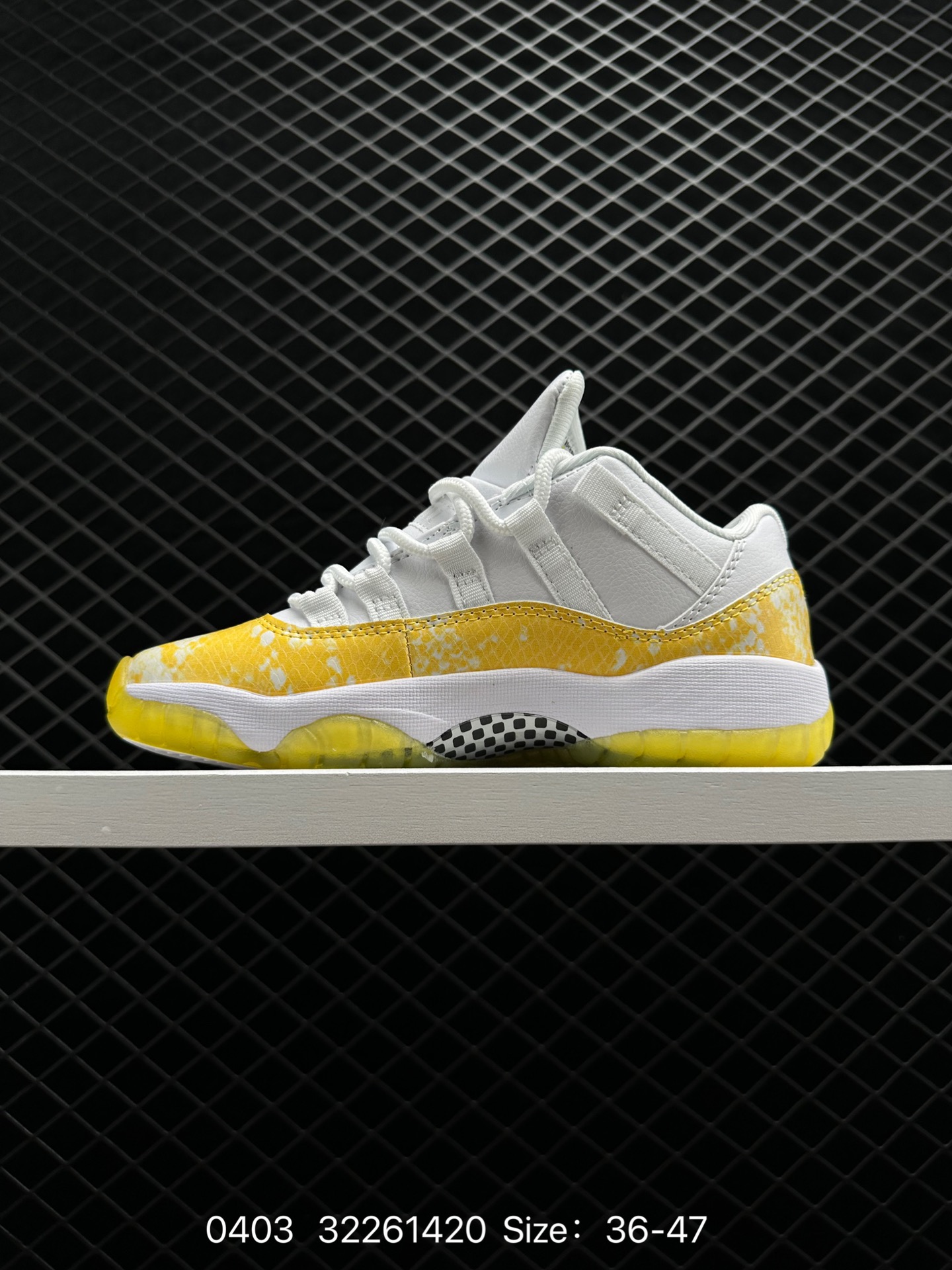 Air Jordan 11 Retro Low 